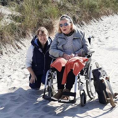 Professionelle Reisebegleitung für Menschen mit Behinderung und Senioren: Sonja Fröse